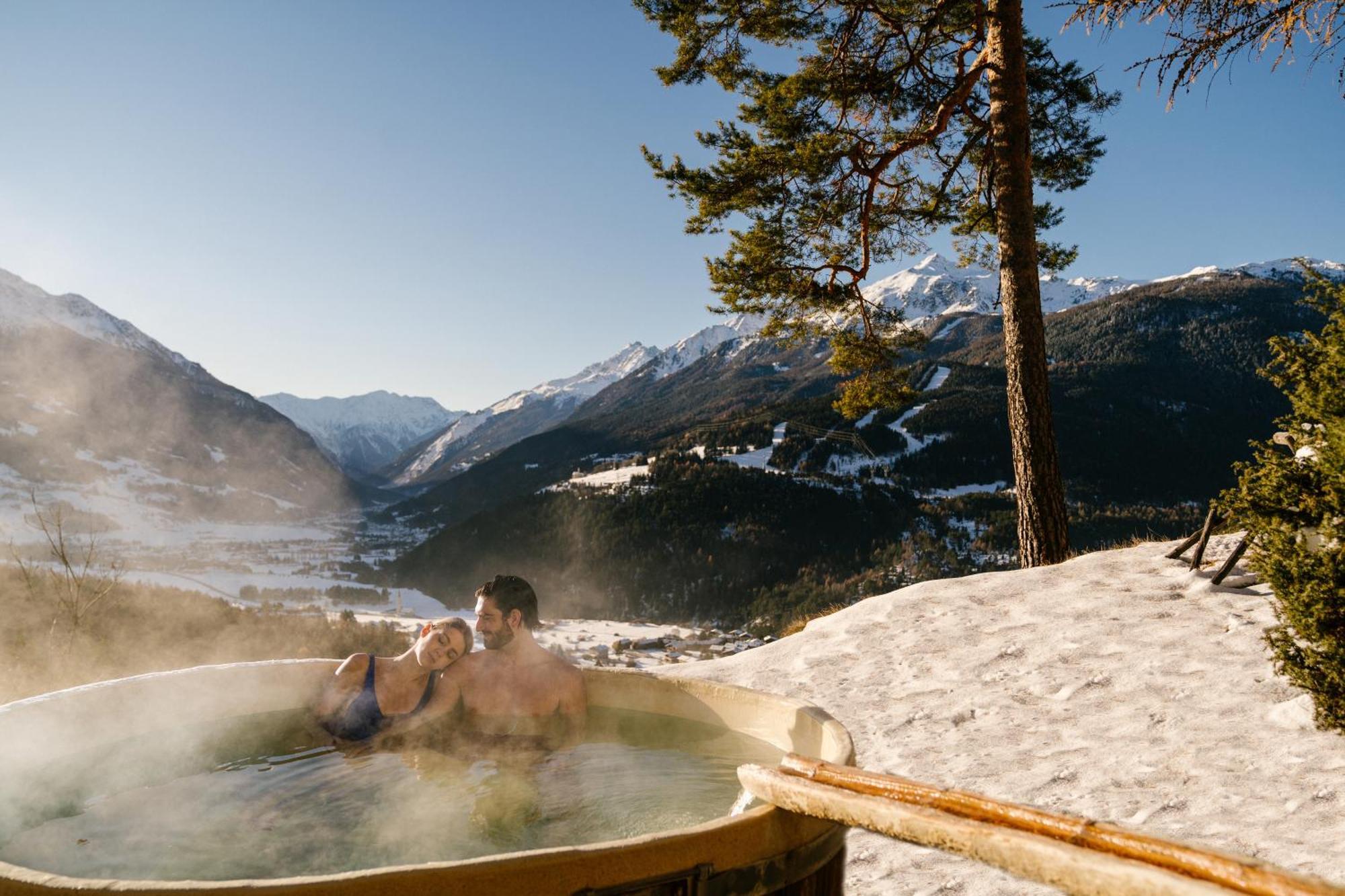 Qc Terme Hotel Bagni Vecchi Bormio Exterior photo