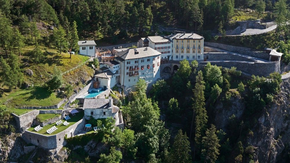 Qc Terme Hotel Bagni Vecchi Bormio Exterior photo